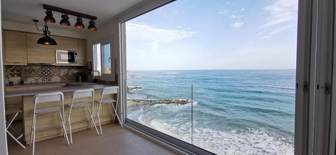 La Perla Cruise Apartment On Private Beach, Modern With Aircon & Wifi Benalmádena Εξωτερικό φωτογραφία